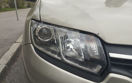 Renault Logan II, 2016 год, 750 000 рублей, 2 фотография