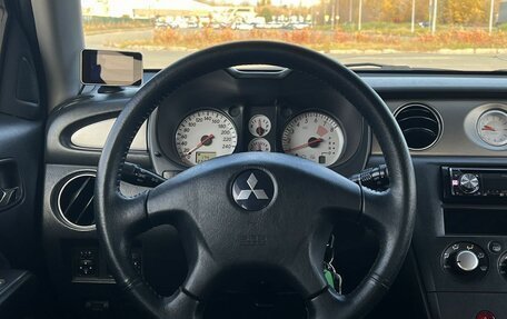 Mitsubishi Outlander III рестайлинг 3, 2005 год, 670 000 рублей, 7 фотография
