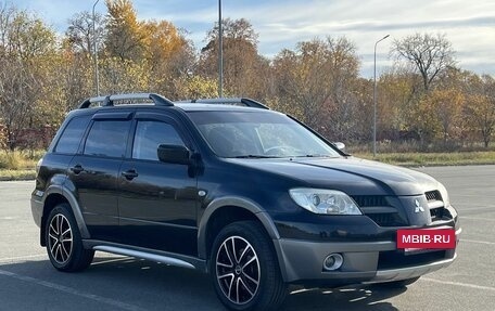 Mitsubishi Outlander III рестайлинг 3, 2005 год, 670 000 рублей, 4 фотография