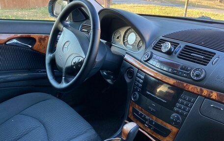 Mercedes-Benz E-Класс, 2002 год, 650 000 рублей, 12 фотография