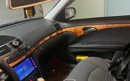 Mercedes-Benz E-Класс, 2002 год, 650 000 рублей, 28 фотография