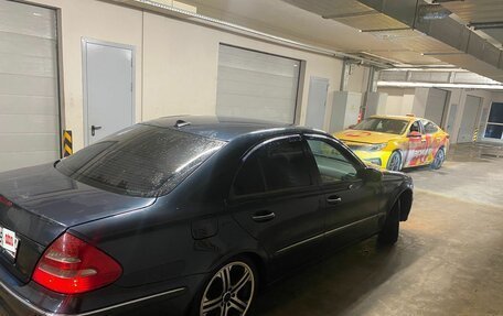Mercedes-Benz E-Класс, 2002 год, 650 000 рублей, 23 фотография