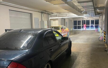 Mercedes-Benz E-Класс, 2002 год, 650 000 рублей, 22 фотография