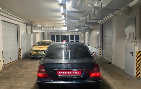 Mercedes-Benz E-Класс, 2002 год, 650 000 рублей, 19 фотография