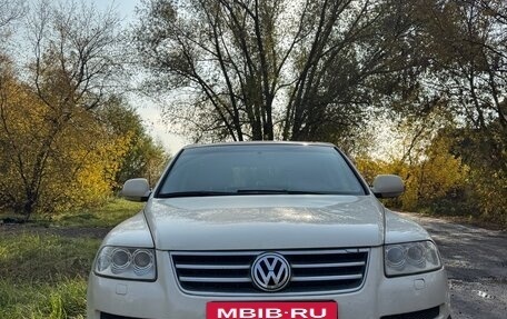 Volkswagen Touareg III, 2005 год, 1 050 000 рублей, 3 фотография
