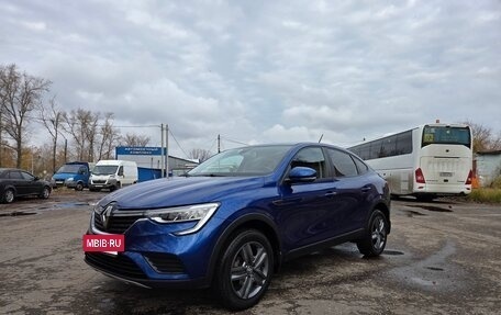 Renault Arkana I, 2021 год, 1 580 000 рублей, 2 фотография