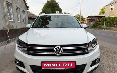 Volkswagen Tiguan I, 2015 год, 1 850 000 рублей, 1 фотография