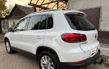 Volkswagen Tiguan I, 2015 год, 1 850 000 рублей, 5 фотография