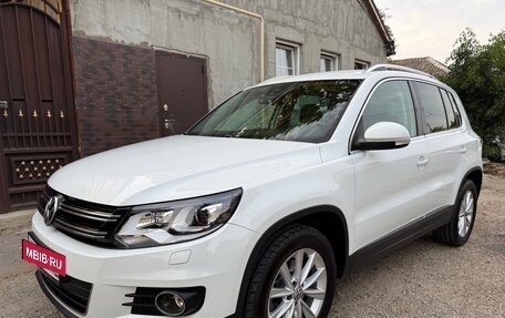 Volkswagen Tiguan I, 2015 год, 1 850 000 рублей, 2 фотография