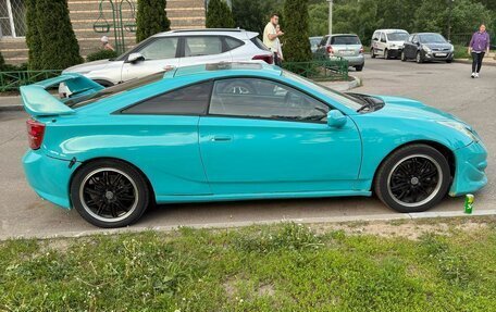 Toyota Celica VII рестайлинг, 2002 год, 640 000 рублей, 2 фотография