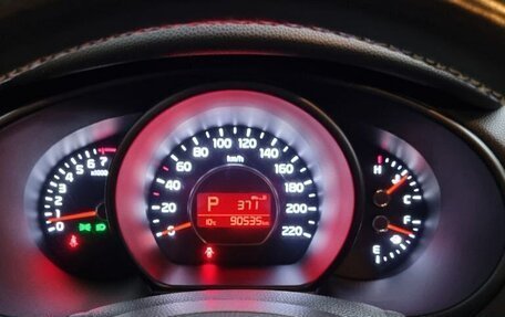 KIA Soul II рестайлинг, 2016 год, 1 300 000 рублей, 20 фотография