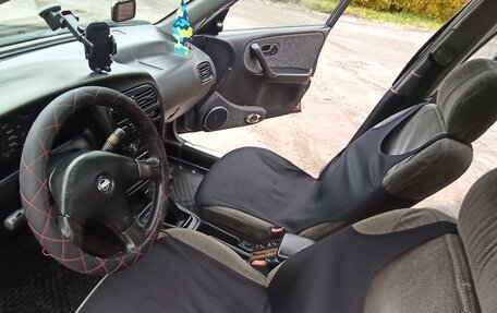 Nissan Primera II рестайлинг, 1991 год, 125 000 рублей, 18 фотография