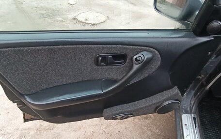 Nissan Primera II рестайлинг, 1991 год, 125 000 рублей, 27 фотография