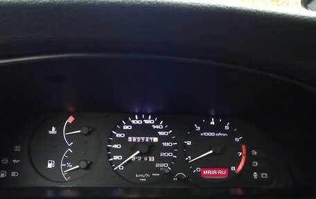 Nissan Primera II рестайлинг, 1991 год, 125 000 рублей, 28 фотография