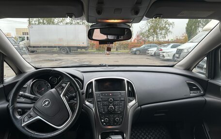 Opel Astra J, 2010 год, 700 000 рублей, 9 фотография