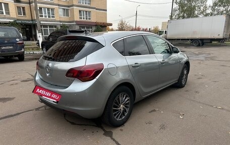 Opel Astra J, 2010 год, 700 000 рублей, 4 фотография