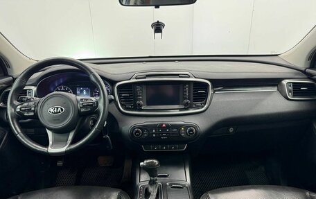 KIA Sorento III Prime рестайлинг, 2017 год, 1 990 000 рублей, 14 фотография