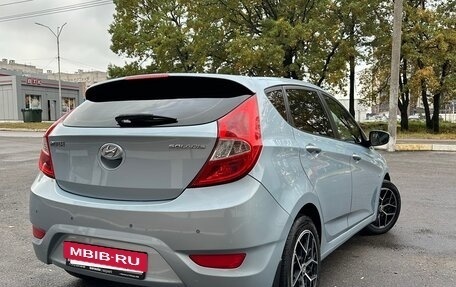 Hyundai Solaris II рестайлинг, 2014 год, 850 000 рублей, 5 фотография