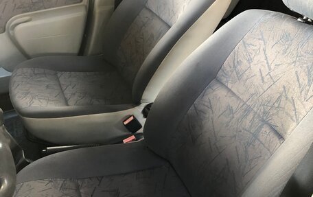 Renault Logan I, 2006 год, 230 000 рублей, 7 фотография