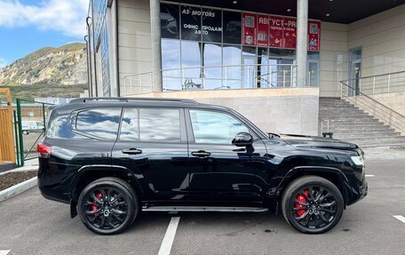 Toyota Land Cruiser, 2023 год, 9 900 000 рублей, 4 фотография