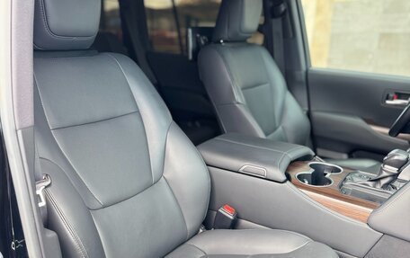 Toyota Land Cruiser, 2023 год, 9 900 000 рублей, 16 фотография