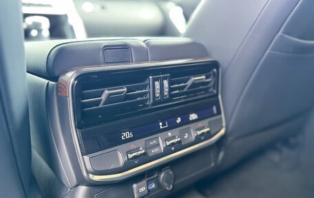 Toyota Land Cruiser, 2023 год, 9 900 000 рублей, 21 фотография