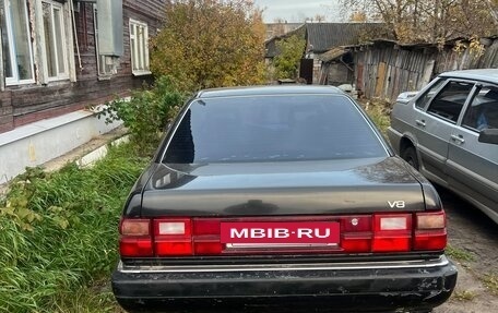 Audi V8, 1988 год, 375 000 рублей, 2 фотография