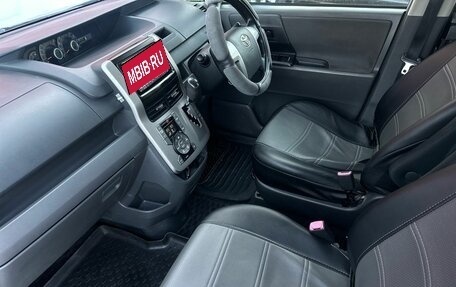 Toyota Noah III, 2009 год, 1 160 000 рублей, 11 фотография