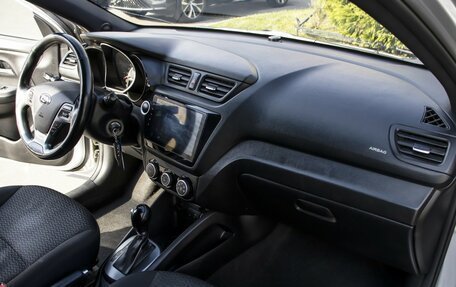 KIA Rio III рестайлинг, 2015 год, 995 000 рублей, 3 фотография