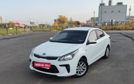 KIA Rio IV, 2018 год, 1 300 000 рублей, 8 фотография