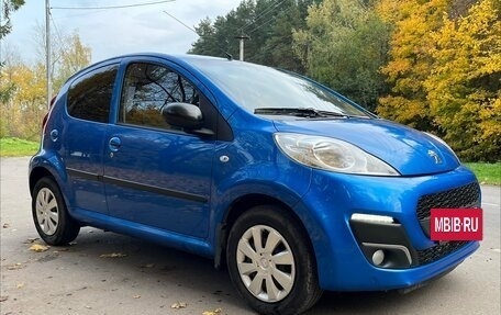 Peugeot 107 I рестайлинг, 2012 год, 600 000 рублей, 3 фотография