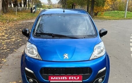 Peugeot 107 I рестайлинг, 2012 год, 600 000 рублей, 2 фотография