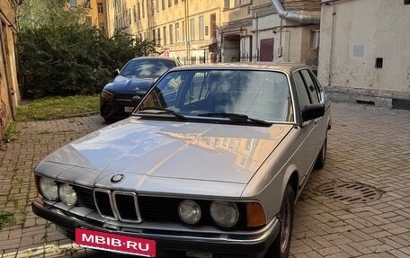 BMW 7 серия, 1983 год, 1 900 000 рублей, 6 фотография