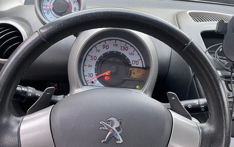 Peugeot 107 I рестайлинг, 2012 год, 580 000 рублей, 16 фотография