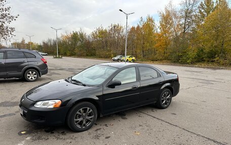 Dodge Stratus II, 2002 год, 470 000 рублей, 2 фотография