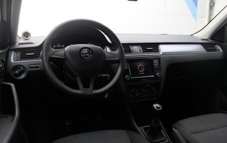 Skoda Rapid I, 2017 год, 949 000 рублей, 10 фотография