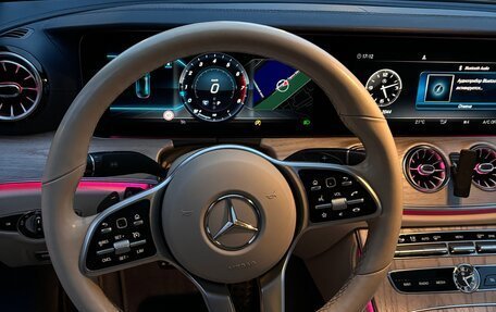 Mercedes-Benz E-Класс, 2019 год, 3 700 000 рублей, 3 фотография