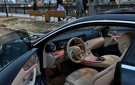 Mercedes-Benz E-Класс, 2019 год, 3 700 000 рублей, 2 фотография