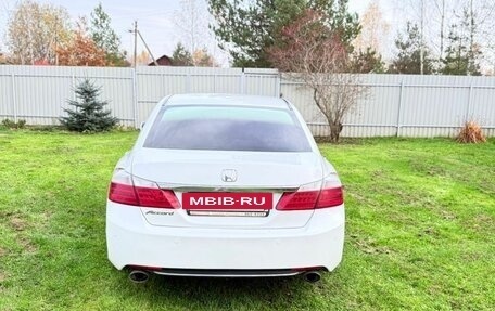 Honda Accord IX рестайлинг, 2013 год, 1 900 000 рублей, 4 фотография