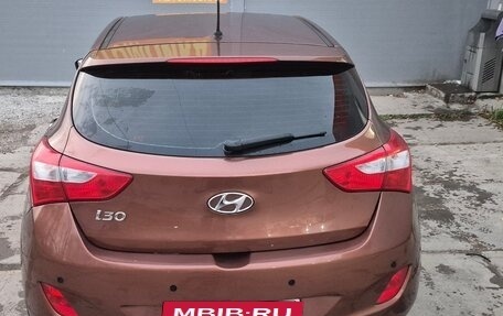 Hyundai i30 II рестайлинг, 2014 год, 850 000 рублей, 3 фотография