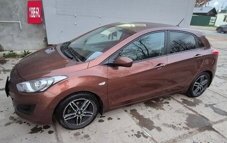Hyundai i30 II рестайлинг, 2014 год, 850 000 рублей, 4 фотография