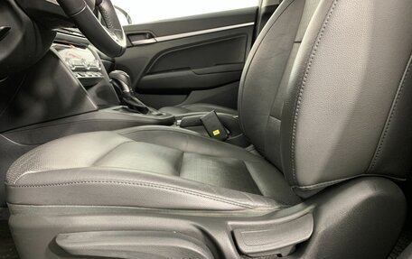 Hyundai Elantra VI рестайлинг, 2019 год, 1 684 000 рублей, 9 фотография