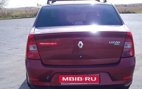 Renault Logan I, 2010 год, 390 000 рублей, 3 фотография