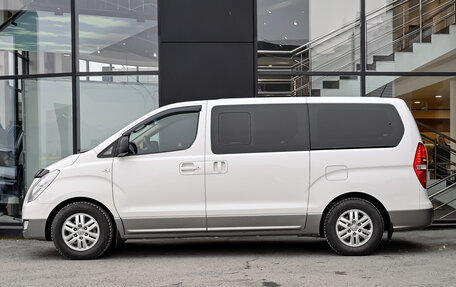 Hyundai H-1 II рестайлинг, 2016 год, 2 500 000 рублей, 7 фотография