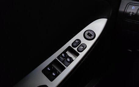 Hyundai Solaris II рестайлинг, 2015 год, 997 000 рублей, 22 фотография