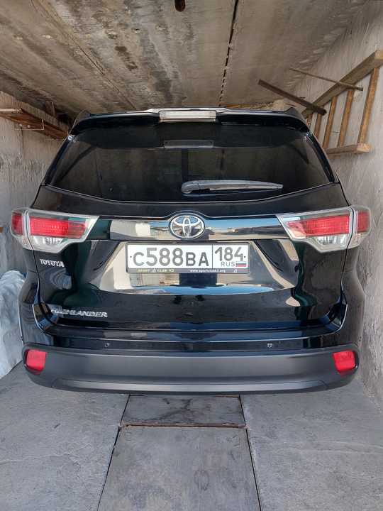 Toyota Highlander III, 2015 год, 2 450 000 рублей, 30 фотография