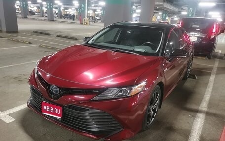Toyota Camry, 2018 год, 3 350 000 рублей, 1 фотография