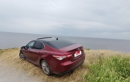 Toyota Camry, 2018 год, 3 350 000 рублей, 9 фотография