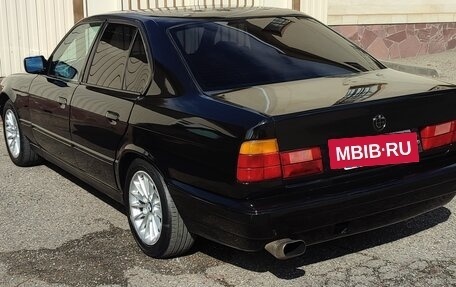 BMW 5 серия, 1988 год, 600 000 рублей, 15 фотография