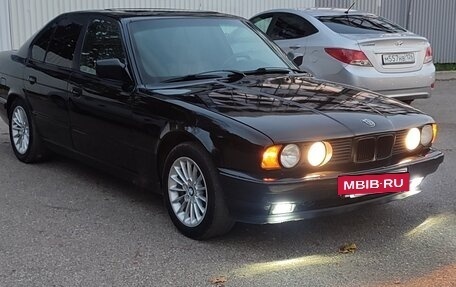 BMW 5 серия, 1988 год, 600 000 рублей, 11 фотография